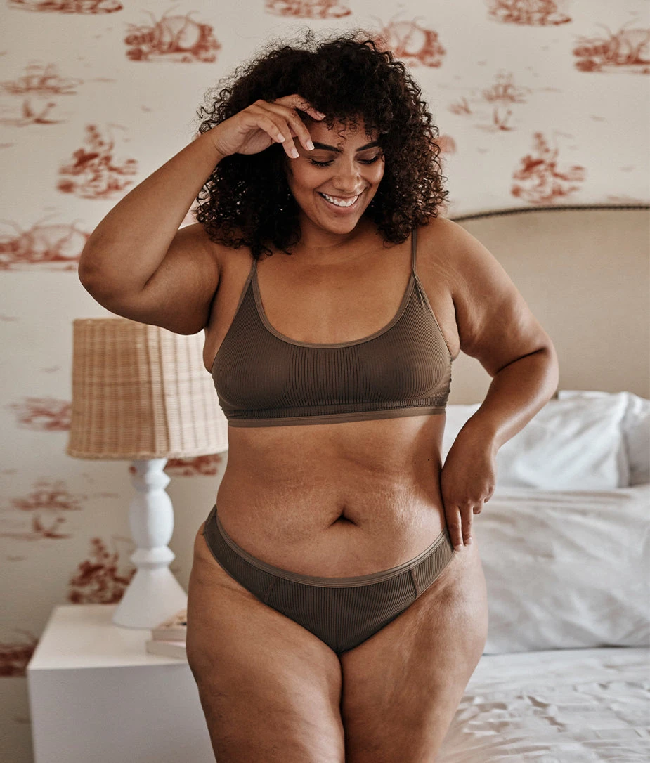 The Feel Free High Rise Brief Underwear - Clay The Feel Free High Rise Brief Underwear - Clay -Summersalt Shop 1 ModelFront 21d70d60 1913 47e4 8ee8 2e203ecbb268