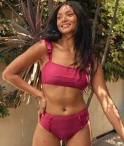 The Ruffle High Leg High Rise Bikini Bottom - Spritz -Summersalt Shop 1 ModelFront 33e0105f 3e31 4f0a bbe2 9433fab2b35e