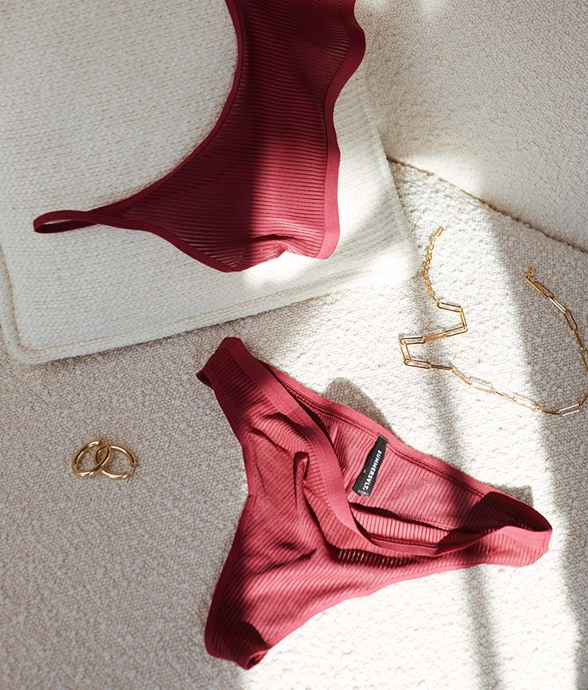 The Feel Free Thong Underwear - Pinot The Feel Free Thong Underwear - Pinot -Summersalt Shop 1 ModelFront 7c3d3a5c 75b4 40b6 8880 cfe5fd4f9bb3