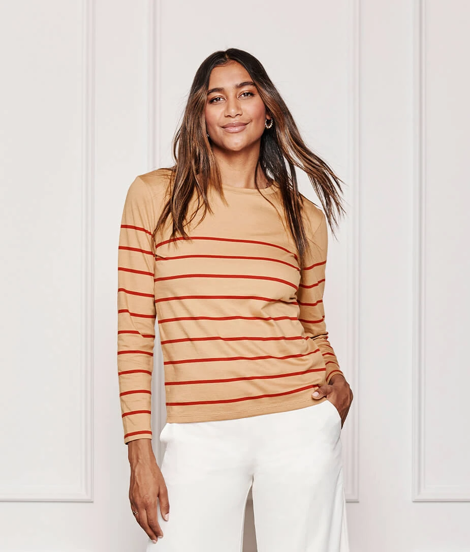 The Luxe Pima Long Sleeve Tee - Toffee & Lava Stripe The Luxe Pima Long Sleeve Tee - Toffee & Lava Stripe -Summersalt Shop 1 ModelFront df31150e 94f3 43f1 a068 8198501c7ae5