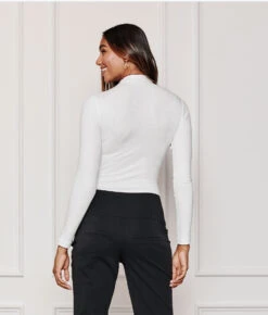 The Extra Soft Long Sleeve Day To Night Bodysuit - White Sand -Summersalt Shop 2 ModelBack 2ffa6282 86bf 44fa b2c2 d24c2a979eda