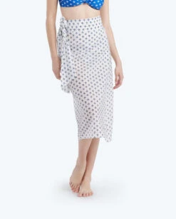 The Easy Breezy Sarong - Block Print In White Sand & Indigo -Summersalt Shop 4 ModelDetail 11642c1e 3830 4c2e b0ab 81844e980ac4