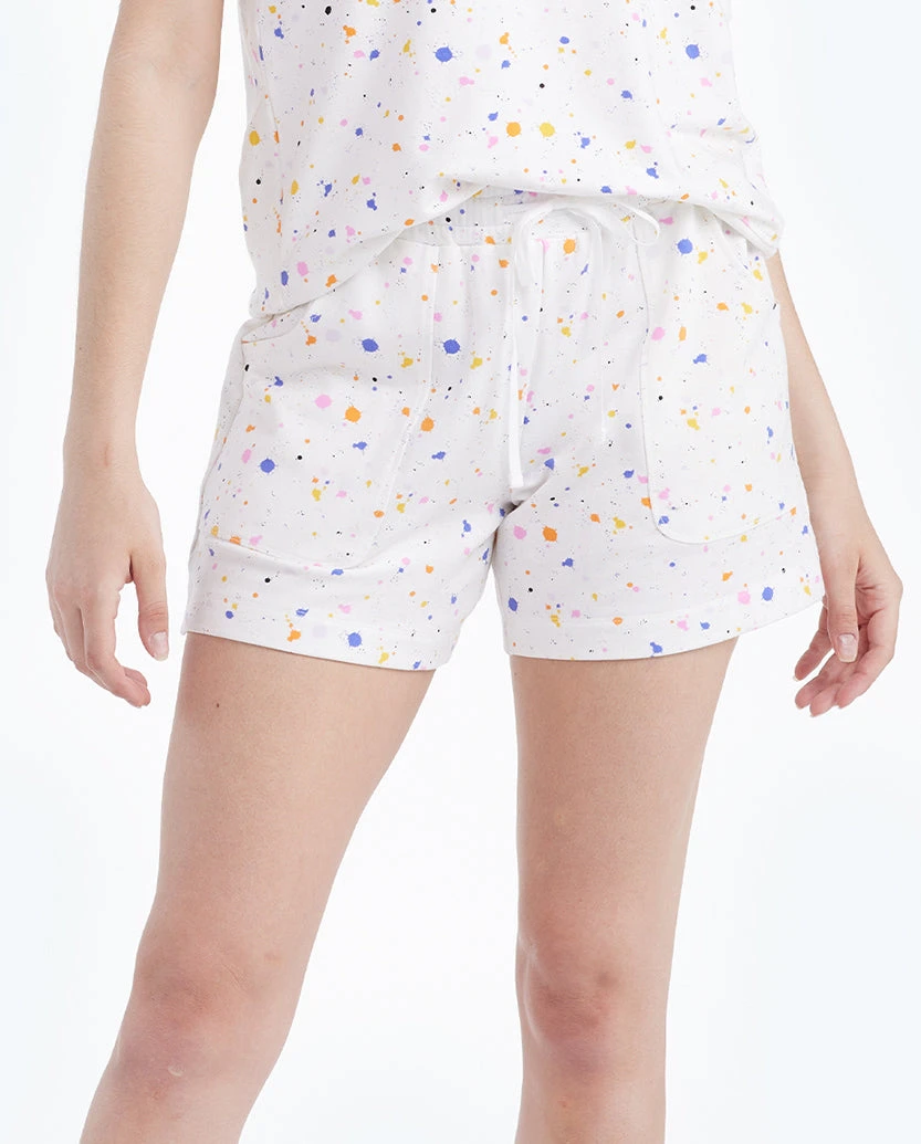 The Softest French Terry Lounge Shorts - Paint Splatter in White Sand The Softest French Terry Lounge Shorts - Paint Splatter In White Sand -Summersalt Shop 4 ModelDetail d340564d 705d 40a5 91cb 4665b9805670