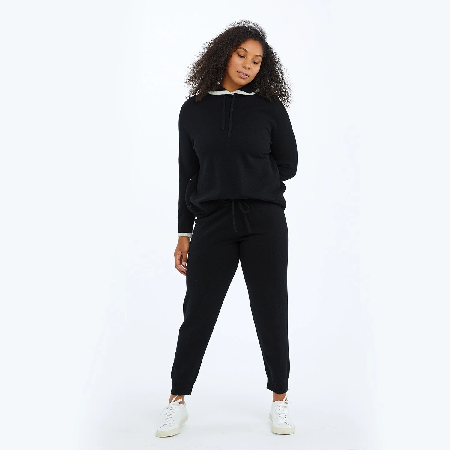 The Coziest Cashmere Blend Jogger - Sea Urchin The Coziest Cashmere Blend Jogger - Sea Urchin -Summersalt Shop CashmereJogger Black Front 1
