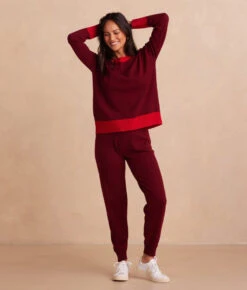 The Coziest Cashmere Blend Jogger - Pinot & Lava 4 The Coziest Cashmere Blend Jogger - Pinot & Lava -Summersalt Shop CoziestCashmereBlendJogger Pinot Lava Front Full 2