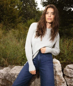 The Coziest Cashmere Blend Bishop-Sleeve Sweater - Wolf