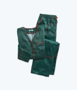 The Cloud 9 Silky Pajama Set - Celestial Dot In Eden & Rosewood -Summersalt Shop FlatLay4 4cefbf4d ad0c 4de6 92e4 ab2db92e11e2