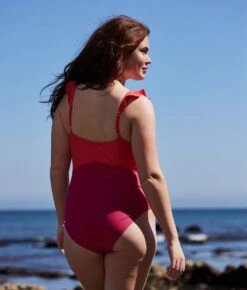 The Ruffle Oasis - Summer Berry & Spritz -Summersalt Shop RuffleOasisStrawberryLifestyle2 64677adf 4178 4ee4 b811 76feacee0f88