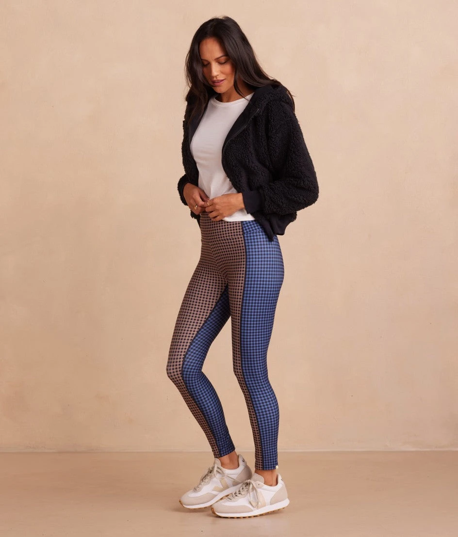 The Colorblocked High Rise 7/8 Legging - Gingham in Blue Mountain & Toffee The Colorblocked High Rise 7/8 Legging - Gingham In Blue Mountain & Toffee -Summersalt Shop Side Full TheColorblockedDo It AllHighRise78LengthLegging GinghaminBlueMountain Toffee