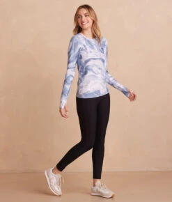 The Long Sleeve Pullover - Slate Marble 5 The Long Sleeve Pullover - Slate Marble -Summersalt Shop Side Full TheLongSleevePullover SlateMarble