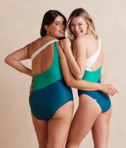 The Long Torso Sidestroke - Seaweed & Seaglass & White Sand -Summersalt Shop Sidestroke Seaweed Seaglass WhiteSandBack 208a7101 f708 4397 a094 6caa1312a1a5