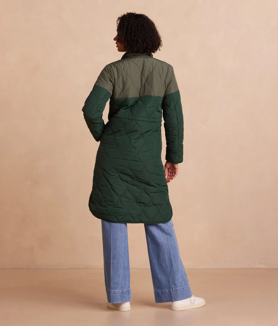 The Long Colorblock Eco Quilted Coat - Olive & Eden The Long Colorblock Eco Quilted Coat - Olive & Eden -Summersalt Shop TheLongColorblockEcoQuiltedCoat Olive Eden BackFull