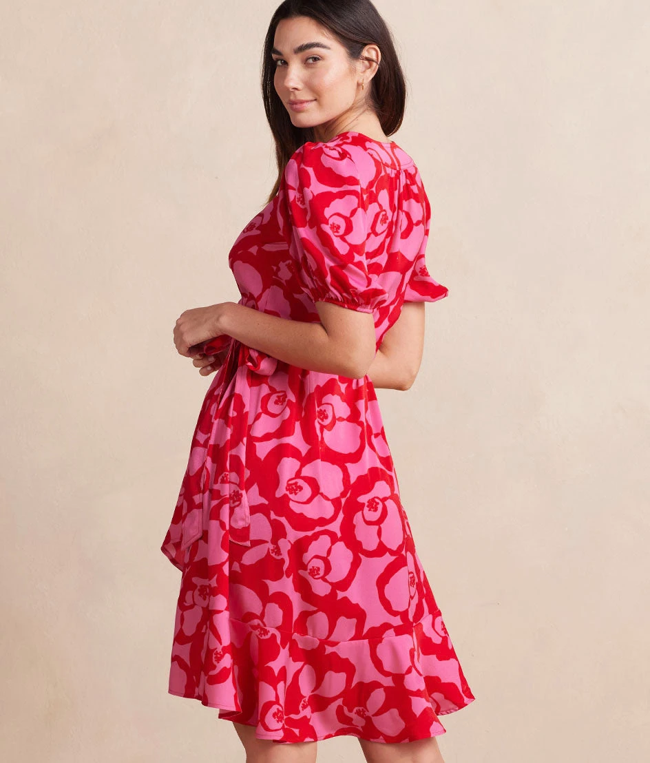 The Silky Luxe Puff Sleeve Beach to Brunch Wrap Dress - Pop Floral in Lava The Silky Luxe Puff Sleeve Beach To Brunch Wrap Dress - Pop Floral In Lava -Summersalt Shop